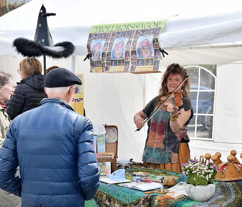 Företagsrundan, Trollmor, monter på Nya Torg, Företagsrundan, Trollmor